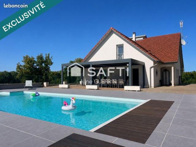 Maison 9 pièces 190 m²