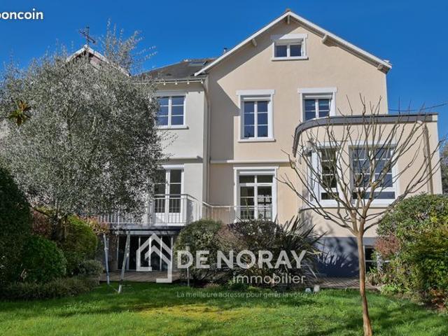 Maison 9 pièces 190 m²