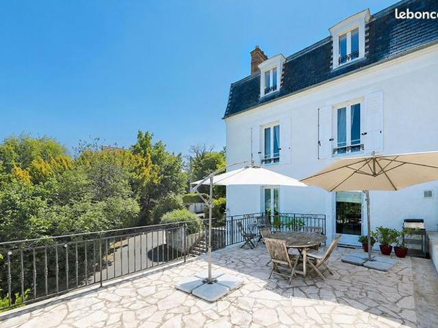 Maison 9 pièces 190 m²