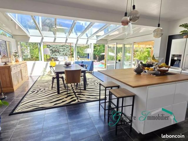 Maison 9 pièces 190 m²