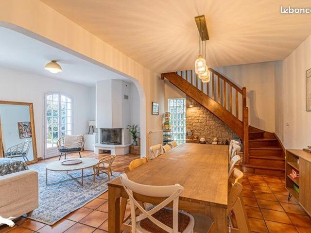 Maison 9 pièces 190 m²