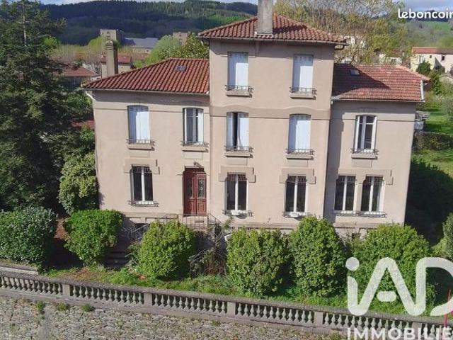 Maison 9 pièces 190 m²