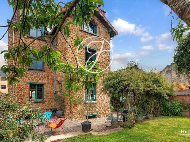 Maison 9 pièces 192 m²