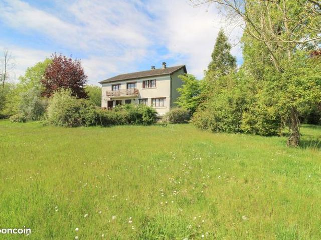 Maison 9 pièces 192 m²