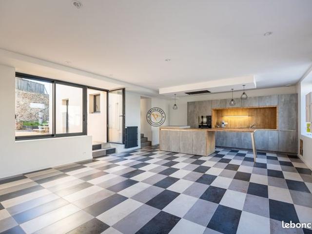Maison 9 pièces 193 m²