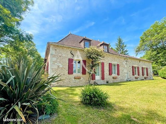 Maison 9 pièces 193 m²