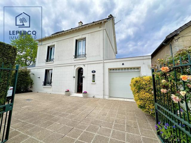 Maison 9 pièces 204 m²