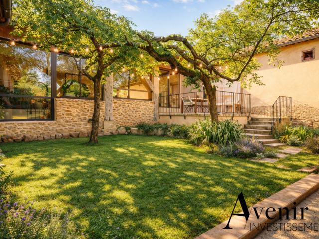 Maison 9 pièces 204 m²