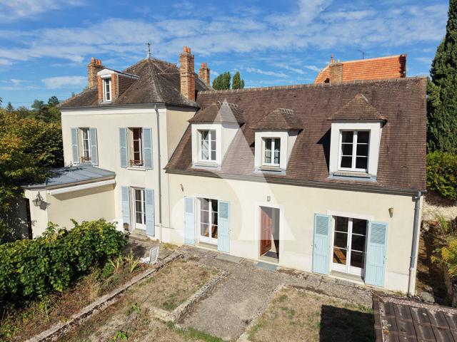 Maison 9 pièces 204 m²