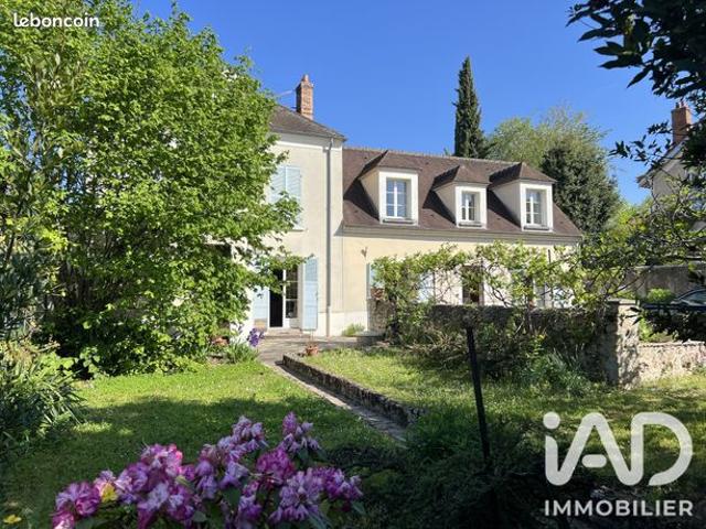 Maison 9 pièces 204 m²