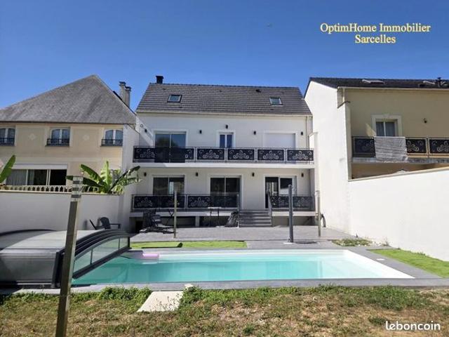 Maison 9 pièces 204 m²