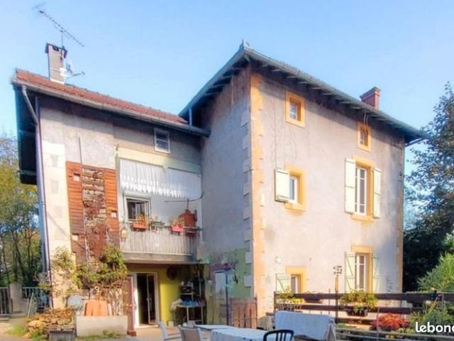 Maison 9 pièces 205 m²