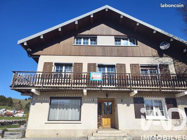 Maison 9 pièces 205 m²