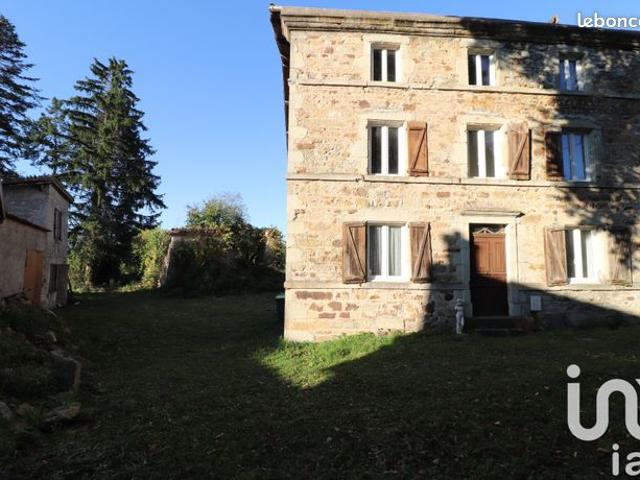 Maison 9 pièces 205 m²