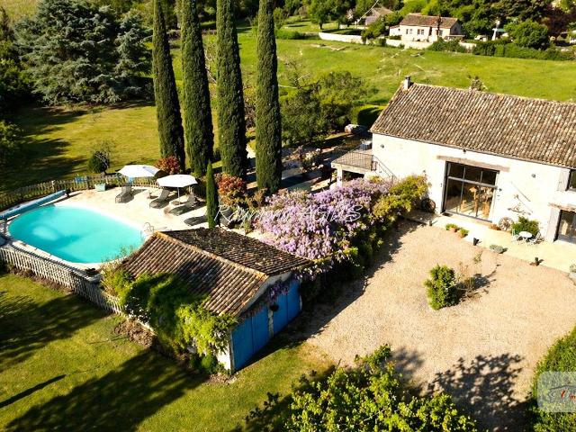 Maison 9 pièces 205 m²