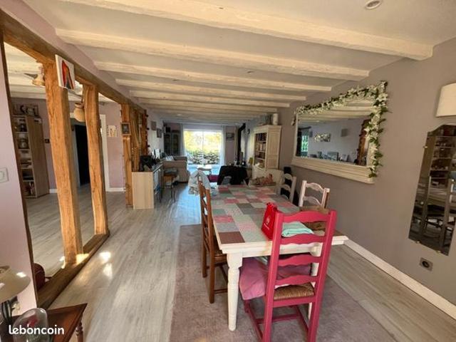 Maison 9 pièces 205 m²