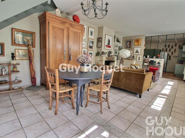 Maison 9 pièces 205 m²