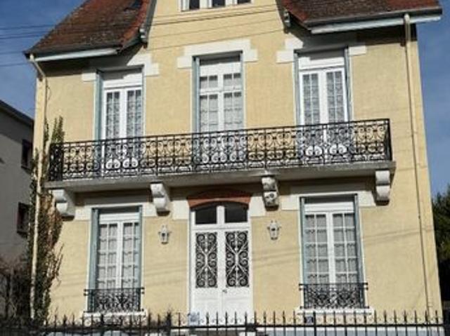 Maison 9 pièces 205 m²