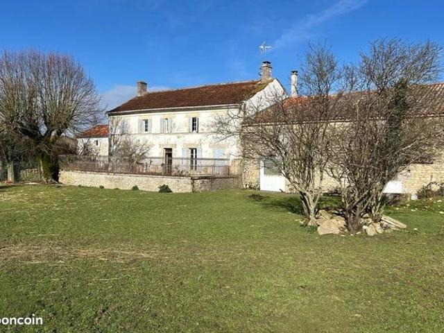 Maison 9 pièces 205 m²