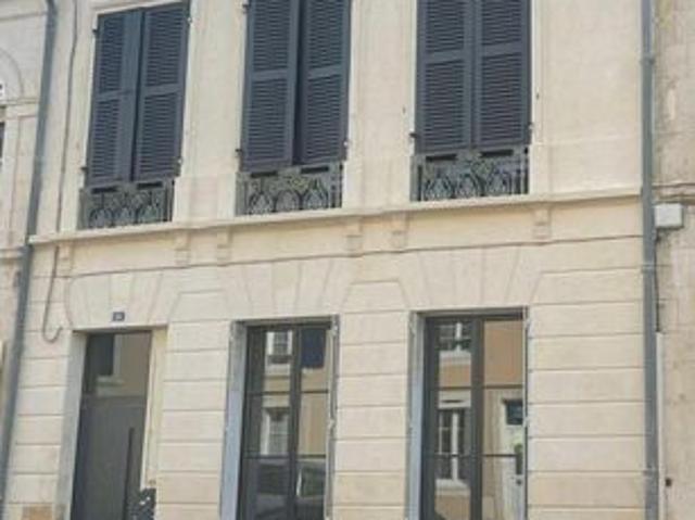 Maison 9 pièces 206 m²