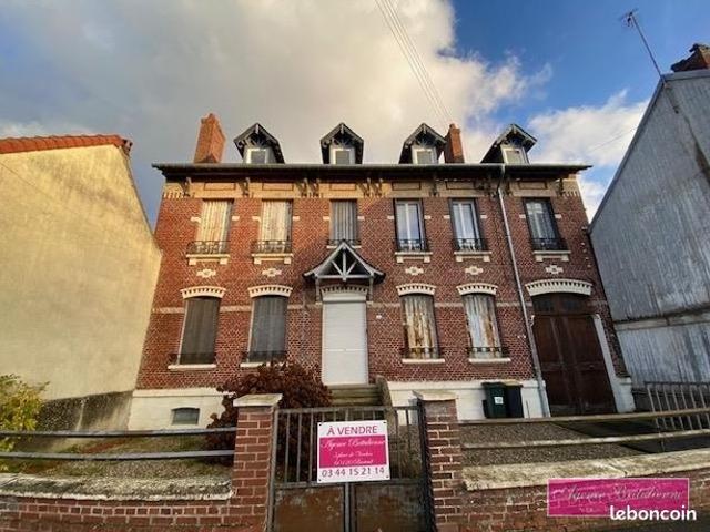 Maison 9 pièces 206 m²