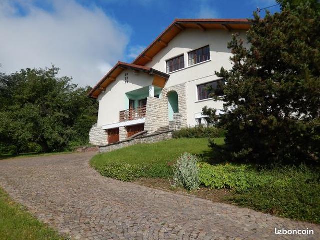 Maison 9 pièces 206 m²
