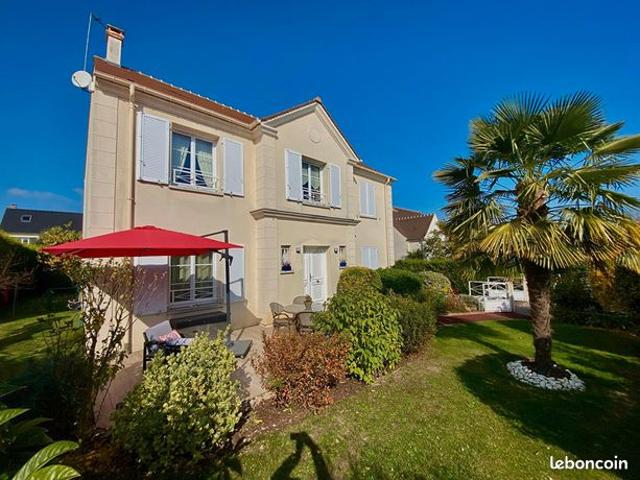 Maison 9 pièces 206 m²