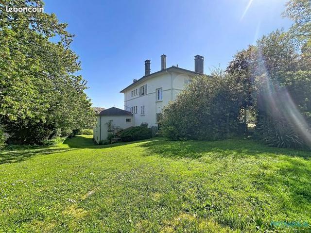 Maison 9 pièces 206 m²