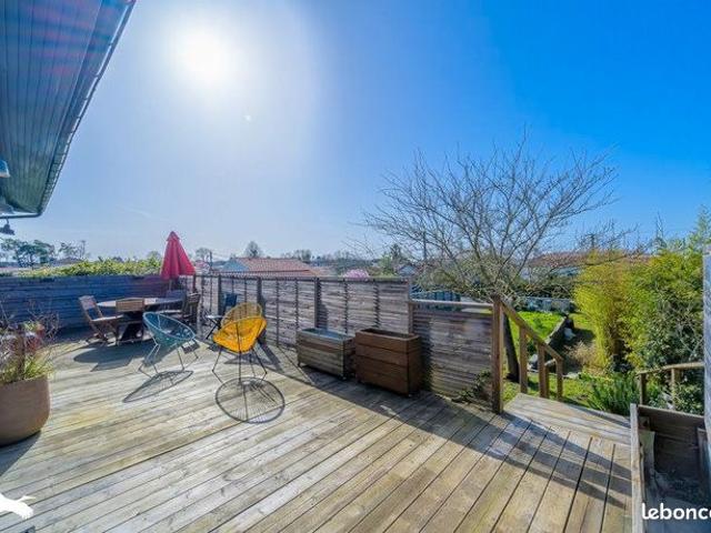 Maison 9 pièces 206 m²
