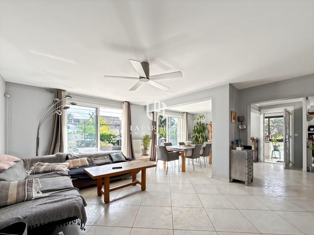 Maison 9 pièces 207 m²