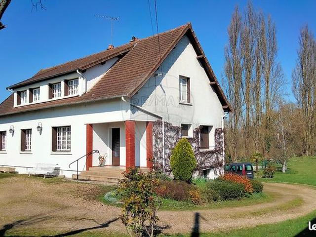 Maison 9 pièces 207 m²