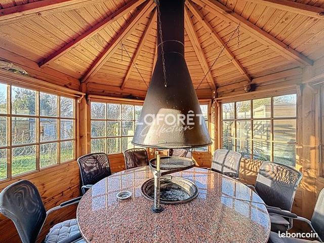 Maison 9 pièces 207 m²