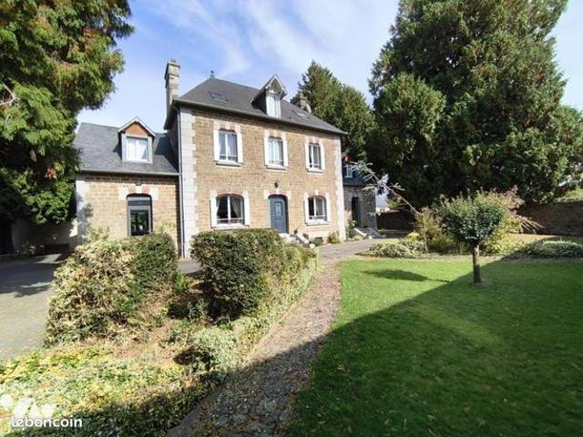 Maison 9 pièces 207 m²
