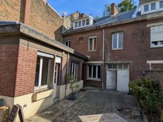 Maison 9 pièces 207 m²
