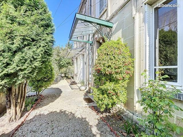 Maison 9 pièces 207 m²