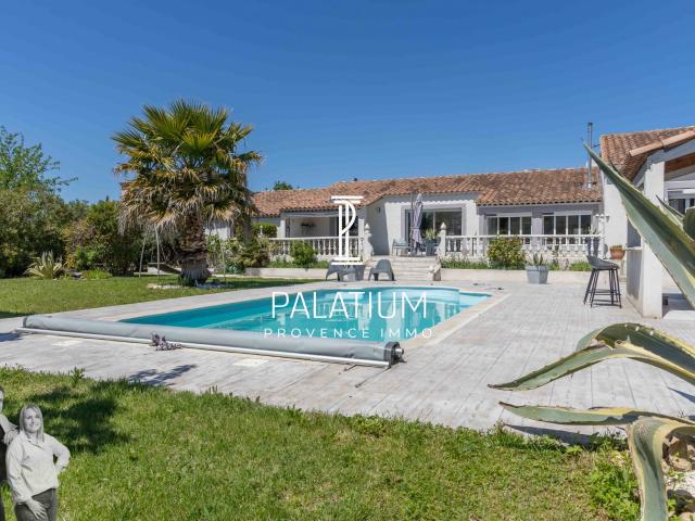 Maison 9 pièces 207 m²