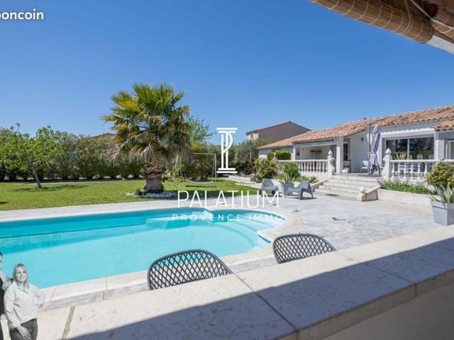 Maison 9 pièces 207 m²