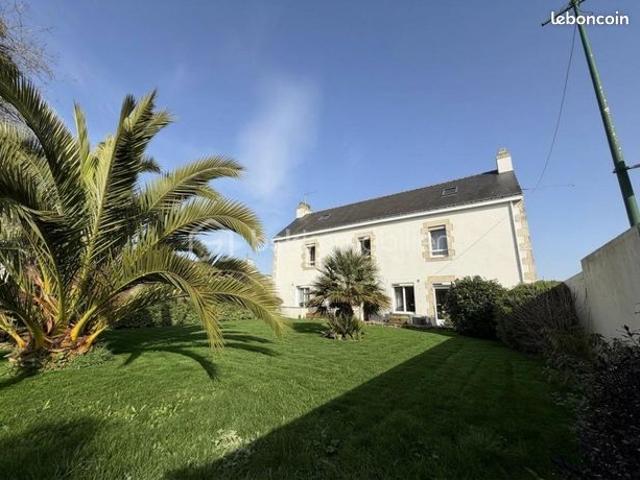 Maison 9 pièces 207 m²