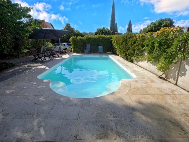 Maison 9 pièces 208 m²