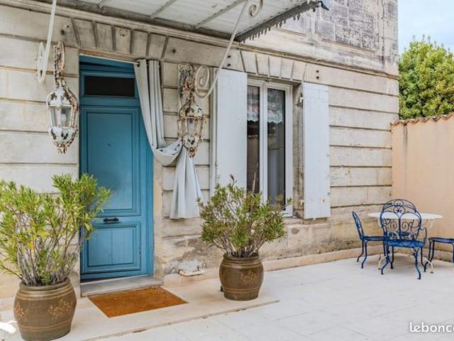 Maison 9 pièces 208 m²