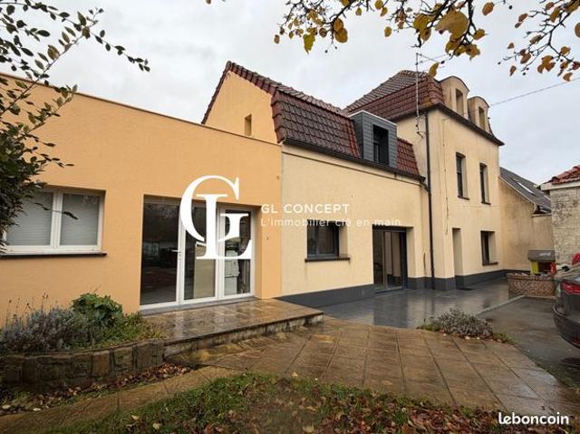 Maison 9 pièces 208 m²
