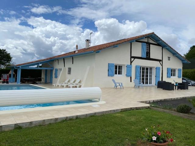 Maison 9 pièces 208 m²