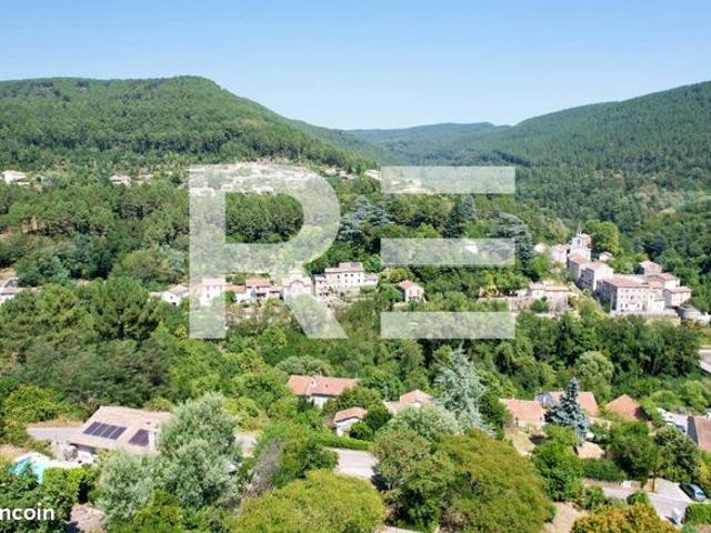 Maison 9 pièces 208 m²