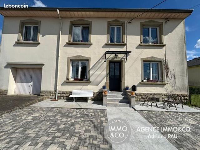 Maison 9 pièces 208 m²