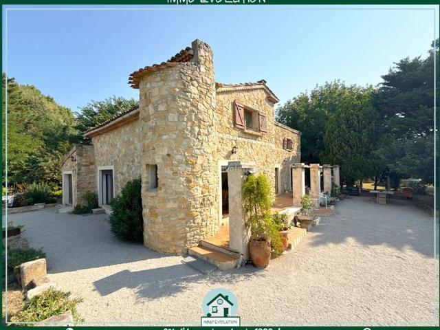 Maison 9 pièces 209 m²