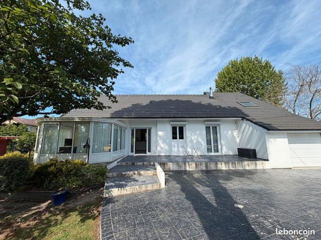 Maison 9 pièces 209 m²