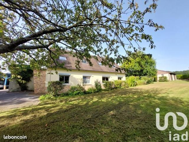 Maison 9 pièces 209 m²