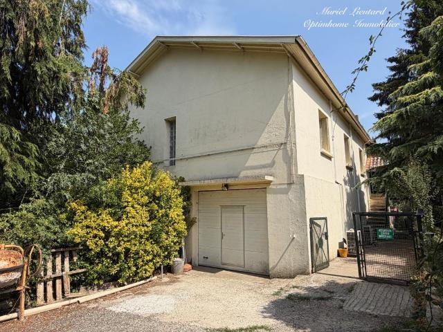 MAISON 9 PIECES 200 m2 DEPENDANCES