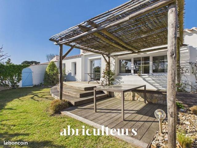 Maison 9 pièces 200 m²