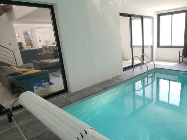 Maison 9 pièces 200 m²